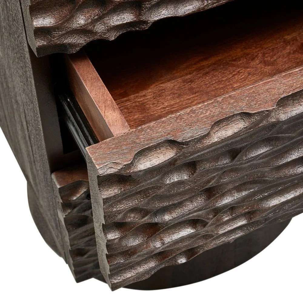 Ciemnobrązowa szafka nocna z litego drewna mango Crumble – WOOOD