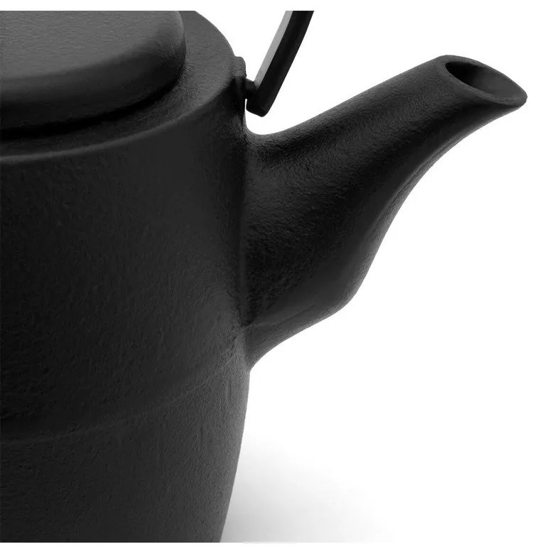 Czarny żeliwny dzbanek do herbaty z sitkiem 1,2 l Kobe – Bredemeijer