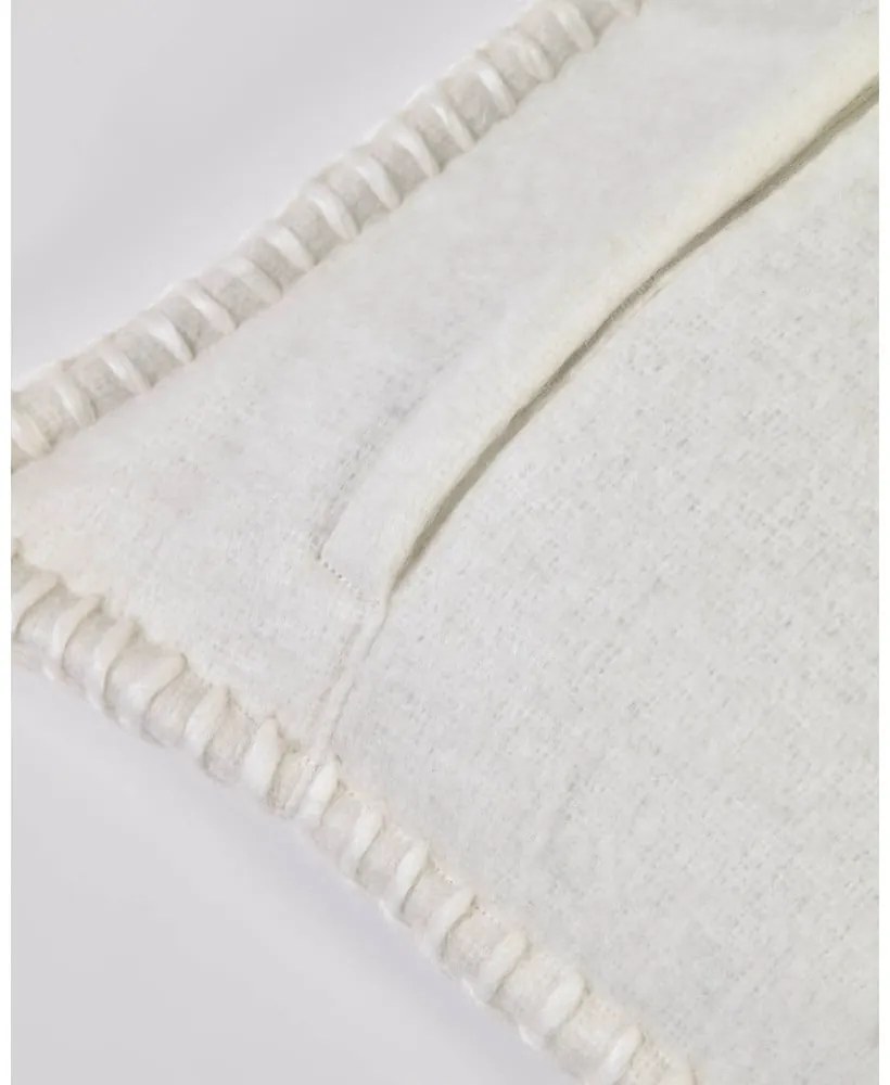 Poszewka na poduszkę z mieszanki wełny 45x45 cm Augustina – Kave Home