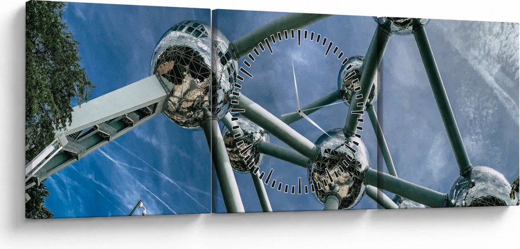 Obraz - Atomium w Brukseli (z zegarem) (90x30 cm)