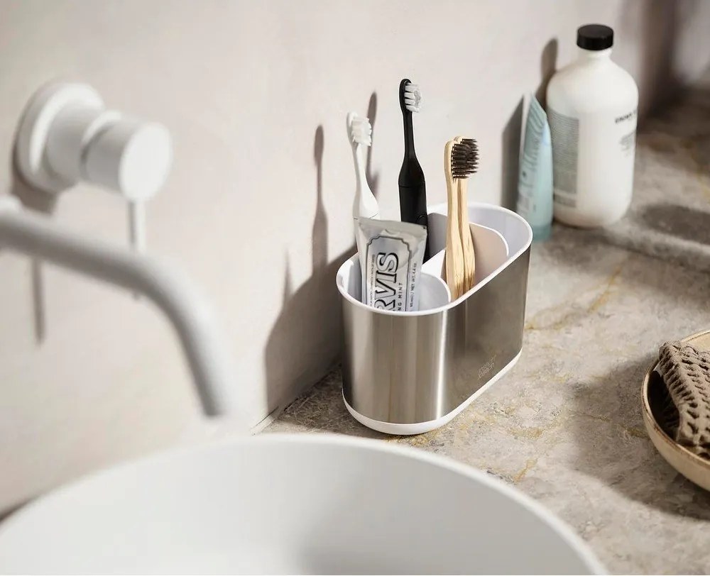 Stojak na szczoteczki do zębów ze stali nierdzewnej w kolorze srebra Duo Steel – Joseph Joseph