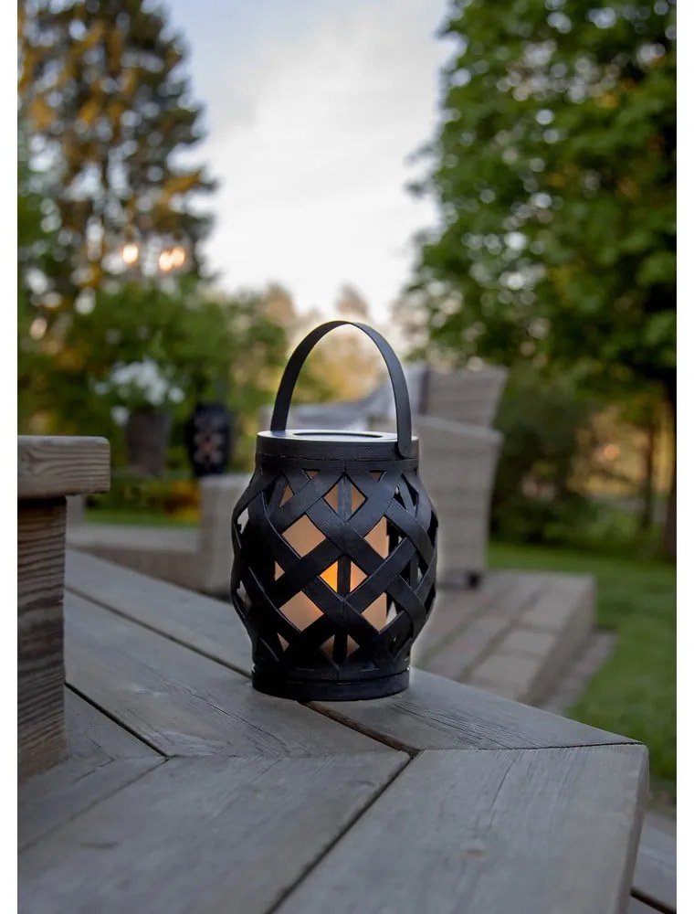 Czarny lampion Star Trading Flame Lantern, wys. 16 cm