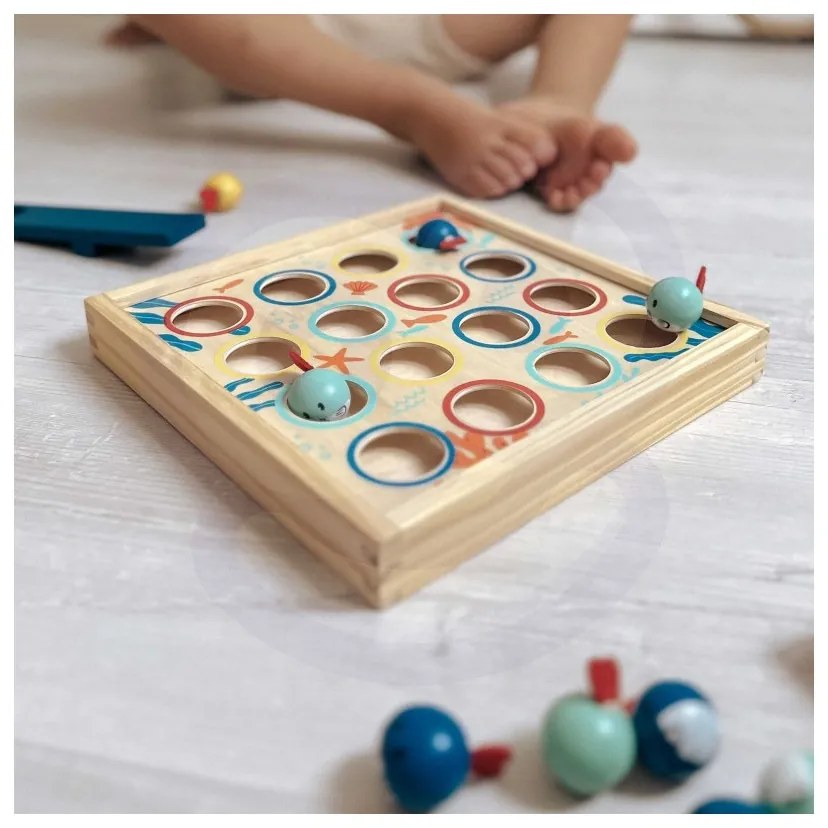 Tooky toy gra dla dzieci drewniany stół latające rybki 19 el.