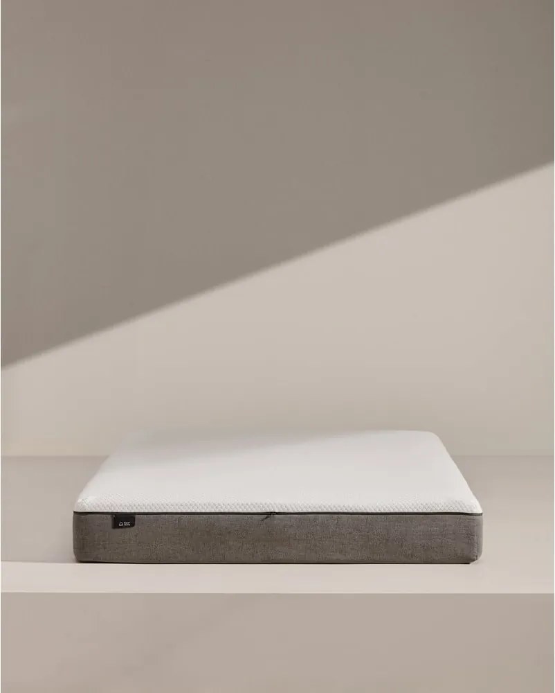 Średnio twardy piankowy materac ze zdejmowanym pokrowcem/antyalergiczny 150x200 cm Eva – Kave Home