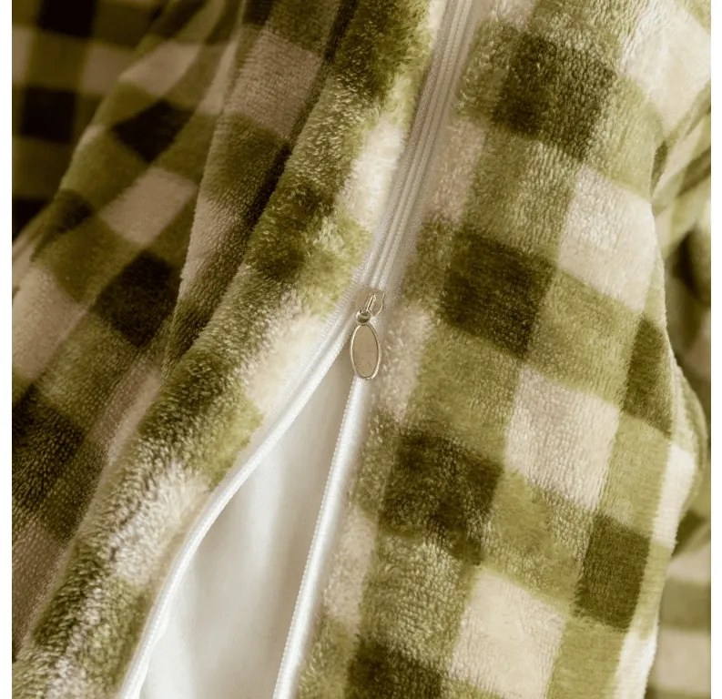 PrzytulneMieszkanie.pl PrzytulneMieszkanie.pl Pościel z mikropluszu KELVIO zielona Rozmiar pościeli: 2 szt 70 x 90 cm | 200 x 220 cm