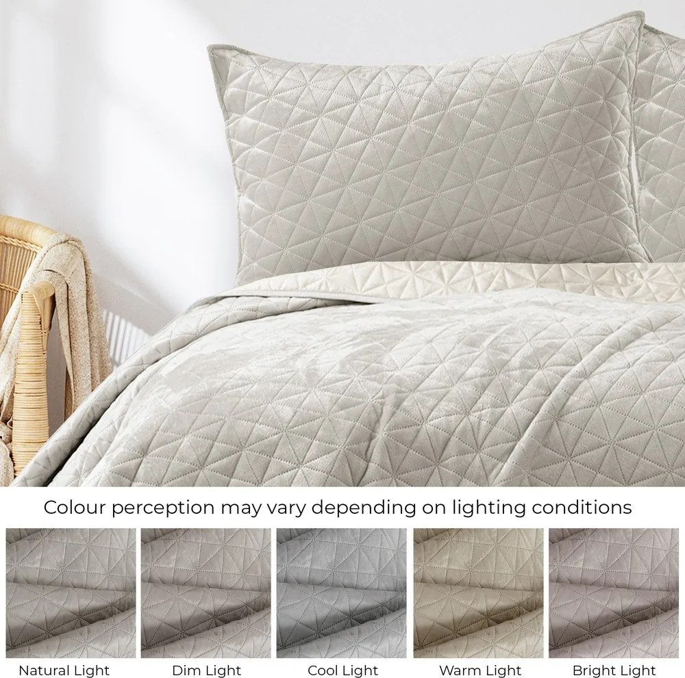 Szarobeżowa aksamitna narzuta pikowana 170x210 cm Laila – Restilo