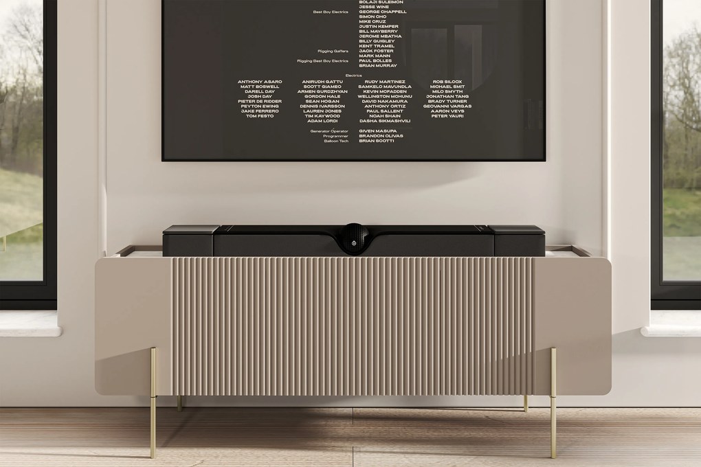 Szafka RTV Malmi 150 cm - kaszmir / crema bianca / złote nóżki