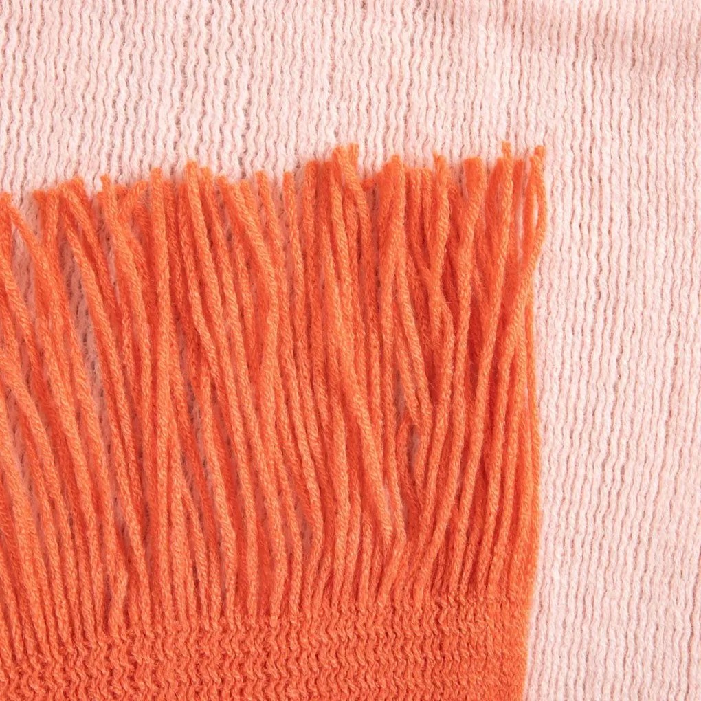 Koc FINNS ombre miękki koralowy z frędzlami 130x170 cm HOMLA
