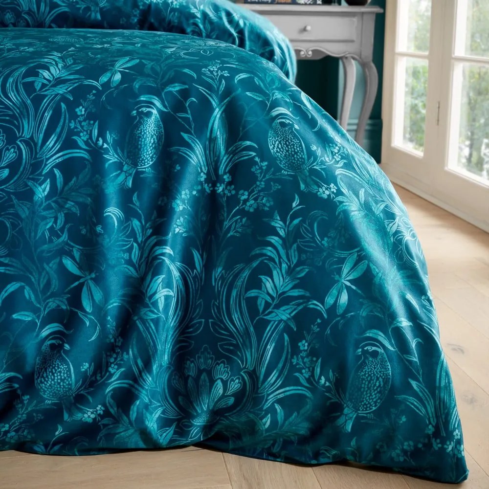 Niebieska aksamitna pościel dwuosobowa 230x220 cm Bridgerton Regal Birds – Catherine Lansfield