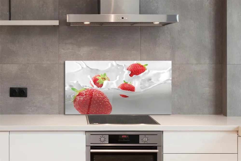 Szkło do Kuchni na Ścianę Truskawki w Białym Mleku
