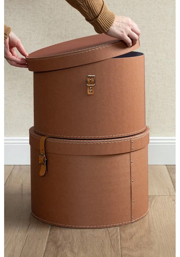 Brązowe kartonowe pojemniki zestaw 2 szt. z pokrywką ø 37,5x25 cm Rut Restore Paper Laminate – Bigso