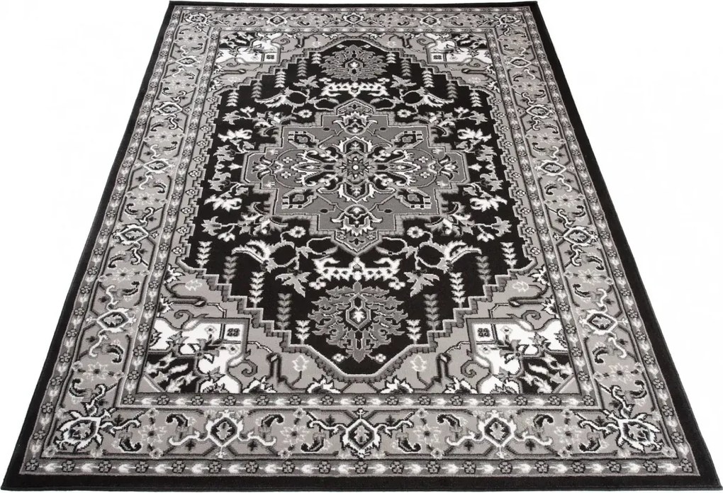 Czarny dywan vintage K4-D47