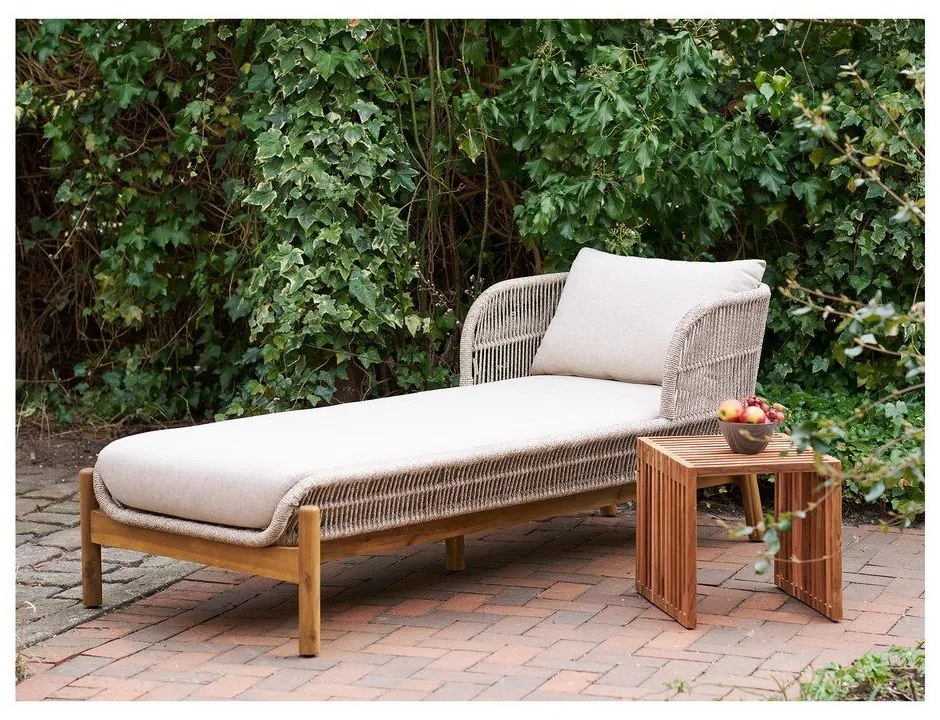 Stolik z litego drewna tekowego 40x40 cm Pego – House Nordic