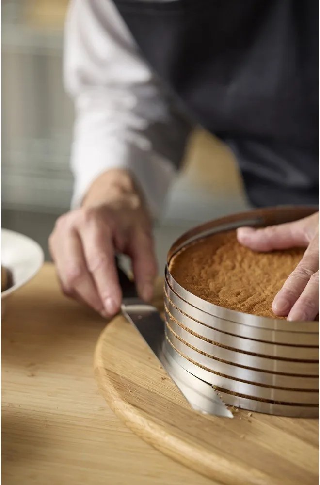 Obręcz do krojenia tortu ze stali nierdzewnej – Blomsterbergs