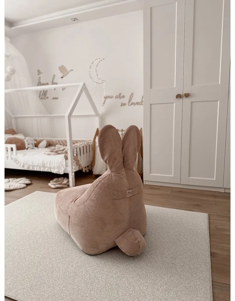 Jasnoróżowy dziecięcy worek do siedzenia Funny Bunny – The Brooklyn Kids