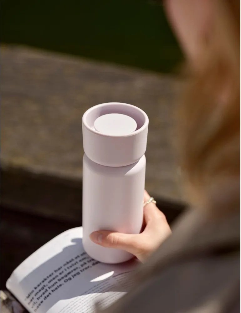 Jasnoróżowy kubek termiczny ze stali nierdzewnej 400 ml Singles – Zone