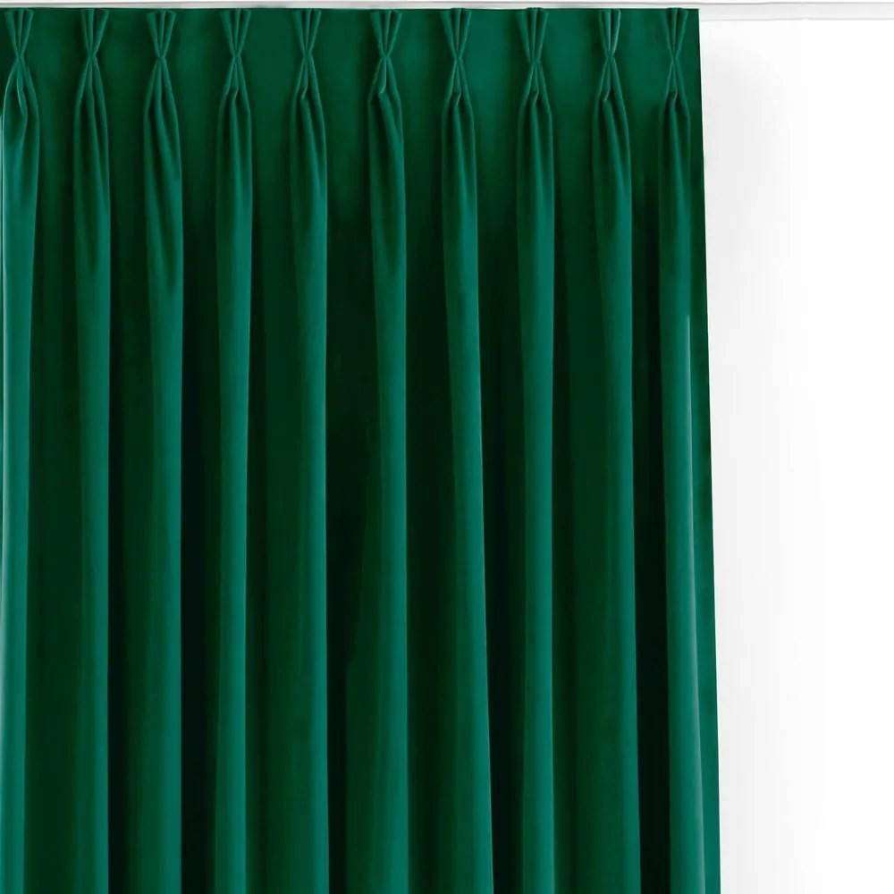 Zielona aksamitna zasłona częściowo zaciemniająca (dimout) 265x300 cm Velto – Filumi