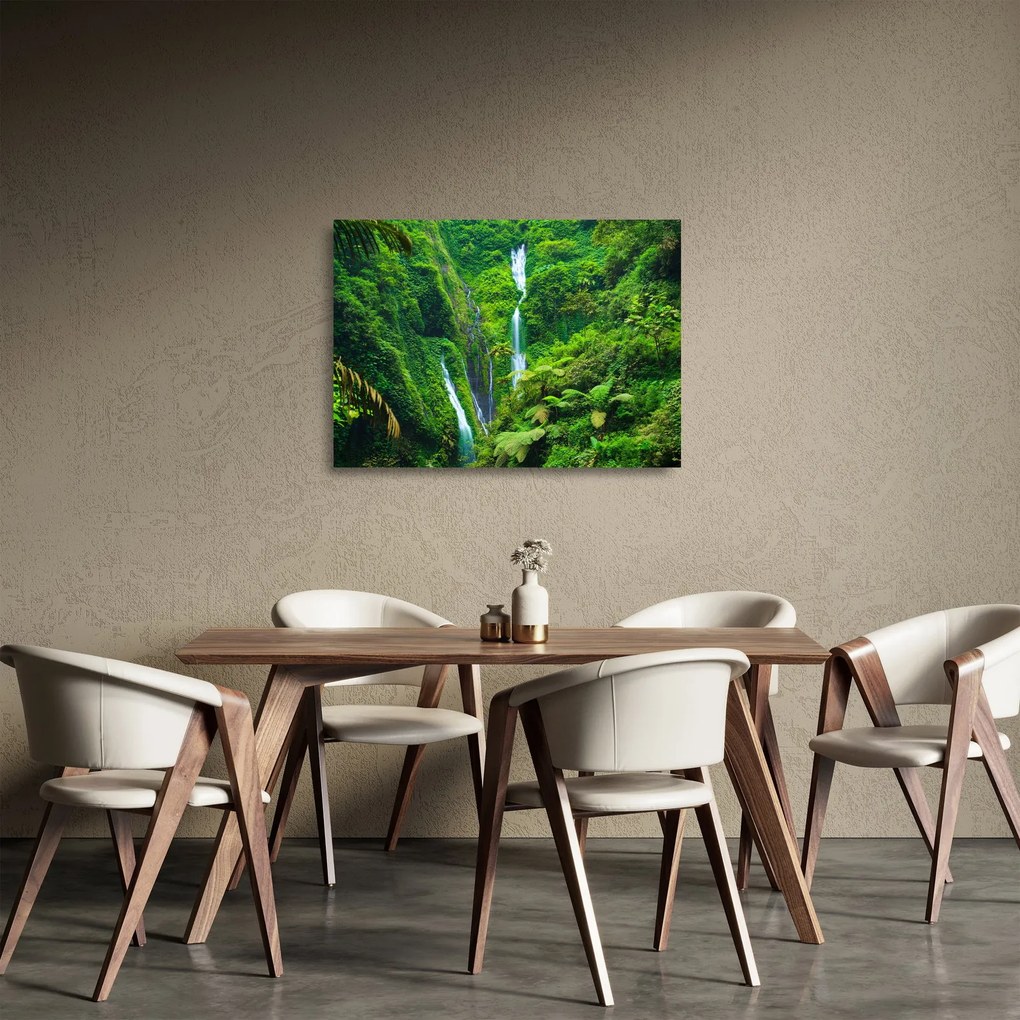 Obraz na szkle - Wodospady Madakaripura, Jawa Wschodnia, Indonezja (70x50 cm)