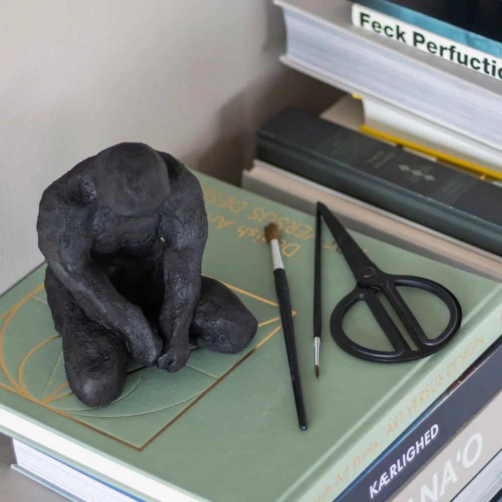 Figurka z żywicy polimerowej (wysokość 15 cm) Meditating Man – Mette Ditmer Denmark