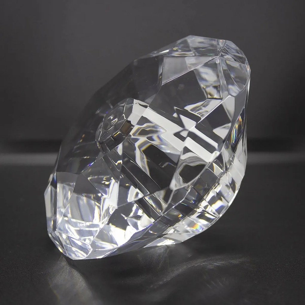 Lampa stołowa z akrylowym diamentem Tiffany 1