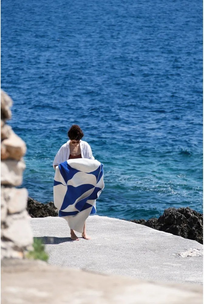 Niebiesko-kremowy koc 150x200 cm Tul – noo.ma