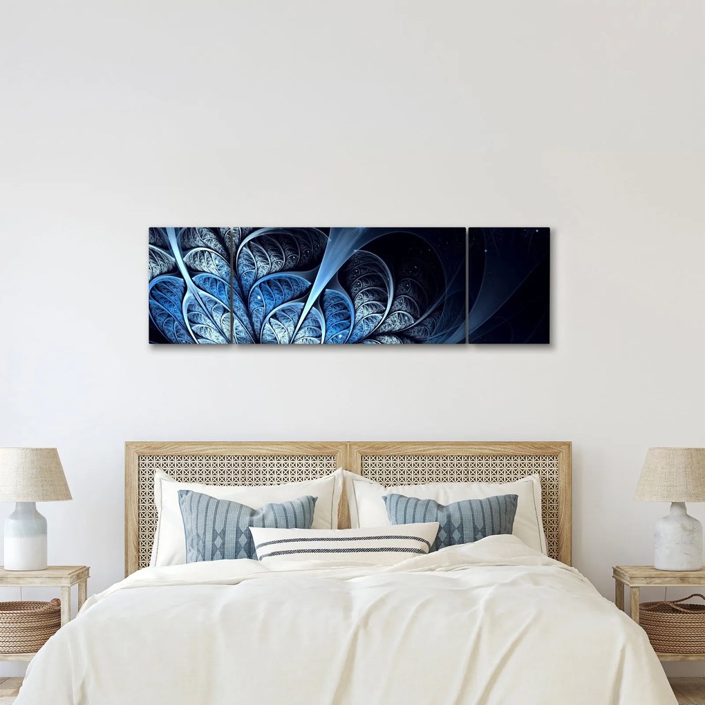 Obraz ciemnoniebieskiego kwiatu (170x50 cm)
