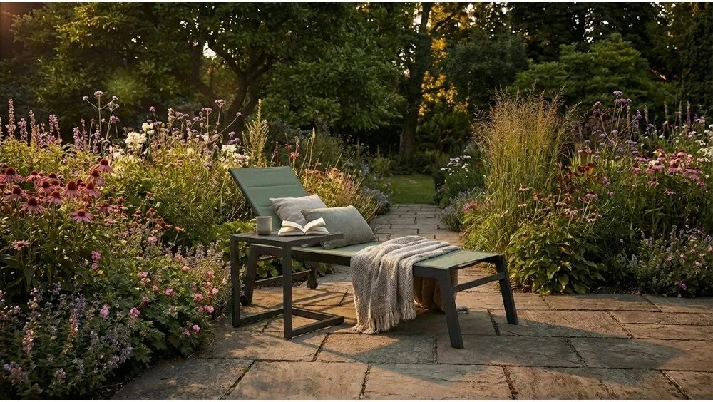 Aluminiowy stolik ogrodowy 40x40 cm Hilde – Bizzotto