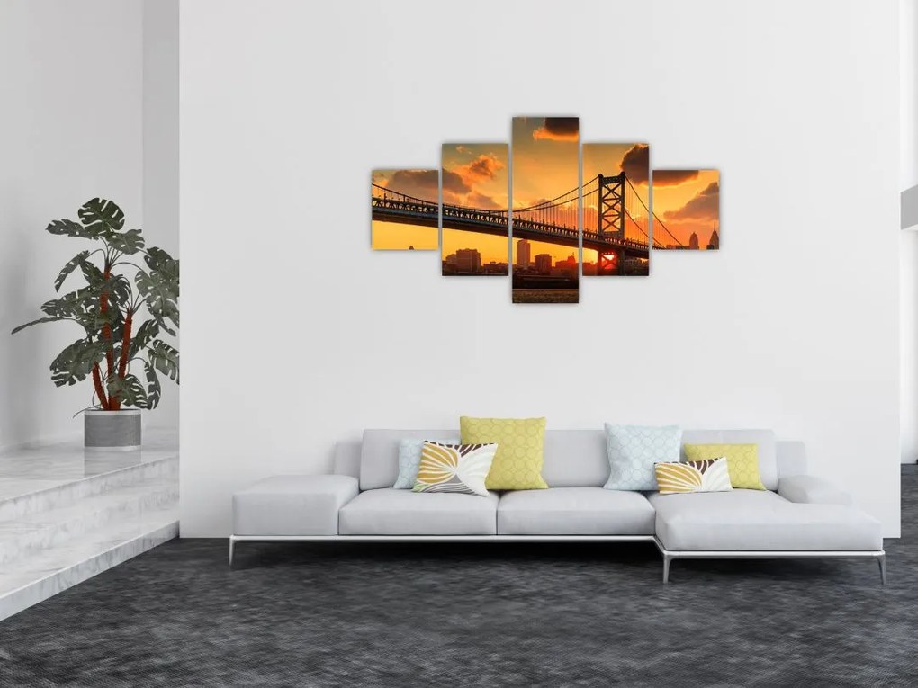 Obraz - Zachód słońca nad mostem Bena Franklina, Filadelfia (125x70 cm)