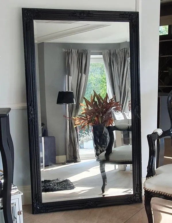 Lustro w czarnej ramie 146x86cm