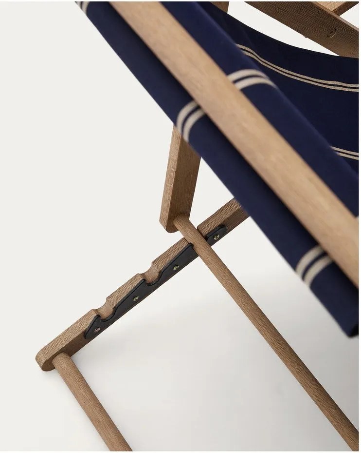 Niebieski drewniany leżak ogrodowy Vilara – Kave Home