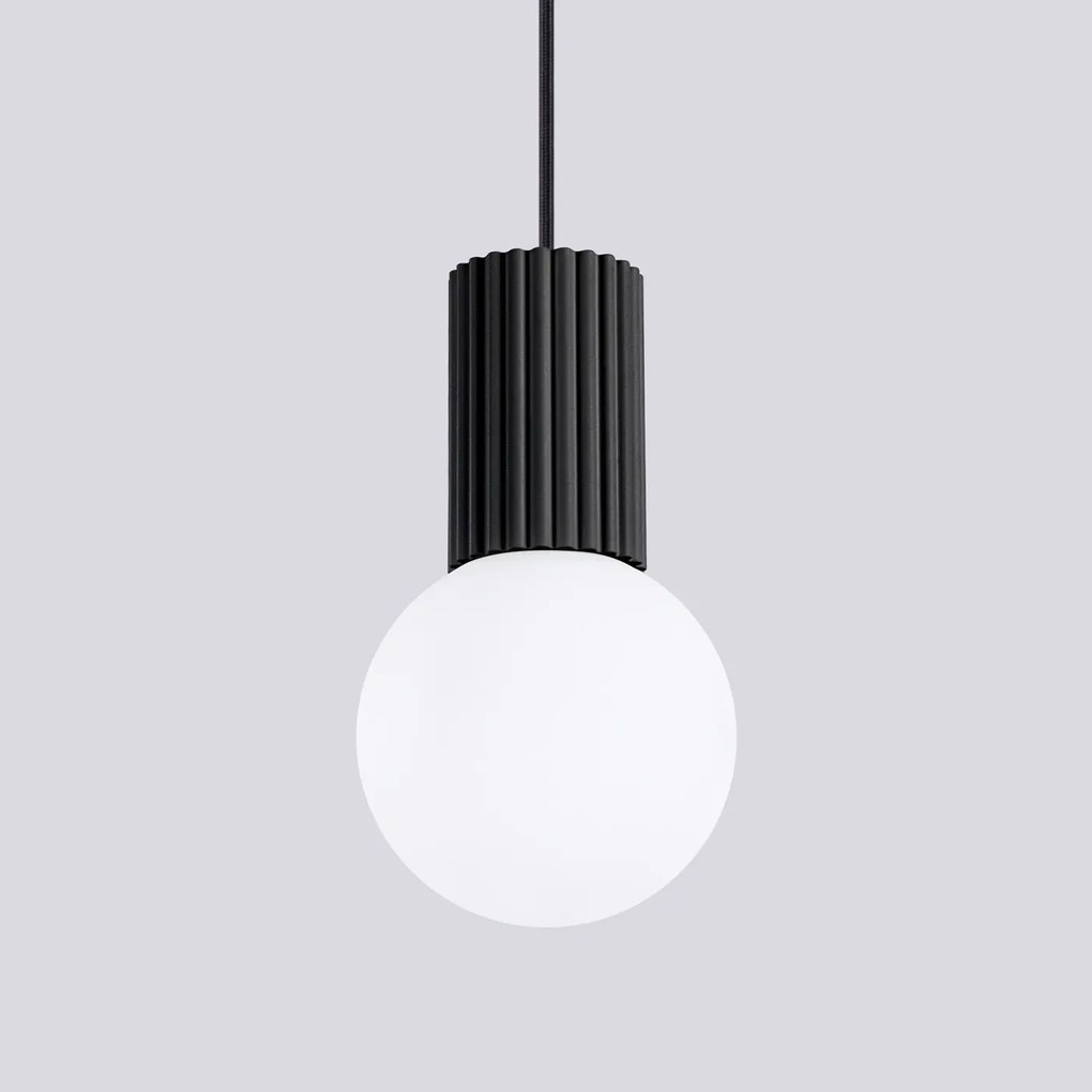 Lampa wisząca HALO 1 czarna ryflowana  SOLLUX  LIGHTING