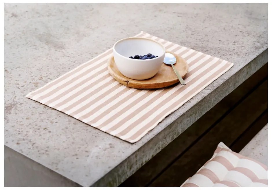 Tekstylne maty stołowe zestaw 2 szt. 33x48 cm Statement Stripe – Södahl