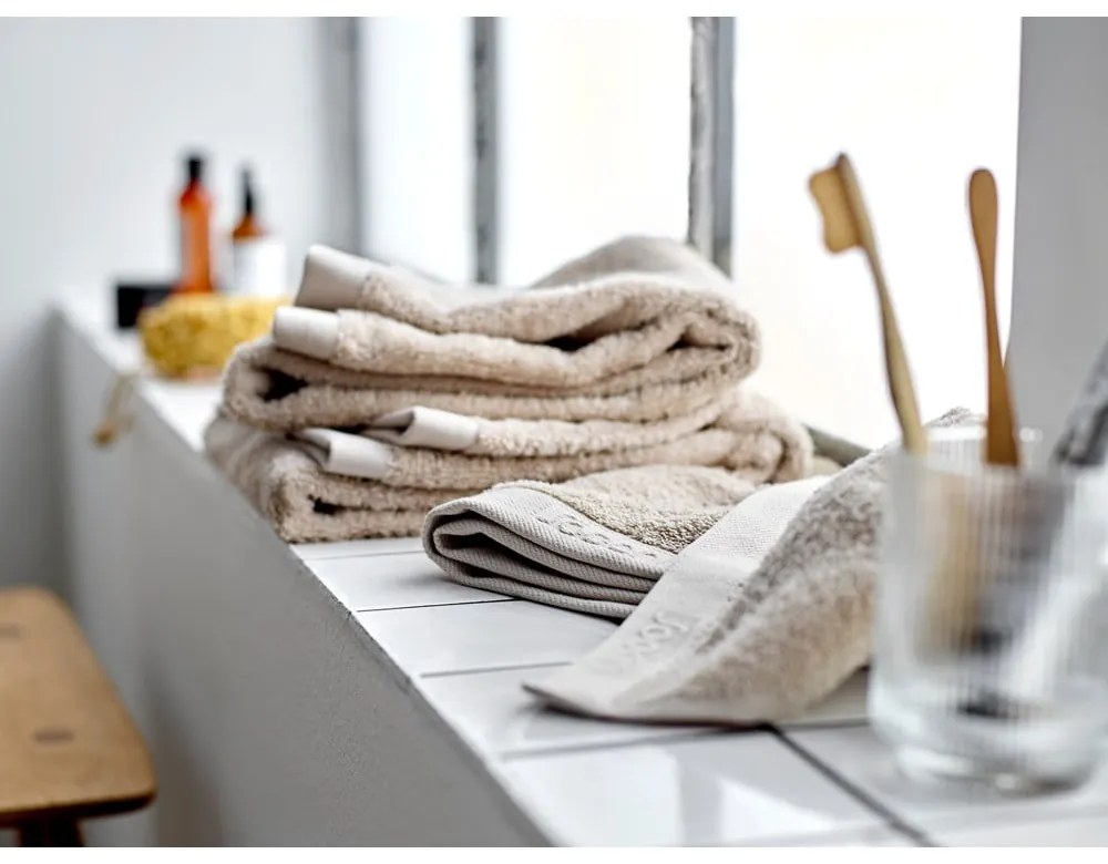 Beżowy bawełniany ręcznik frotte 40x60 cm Comfort – Södahl