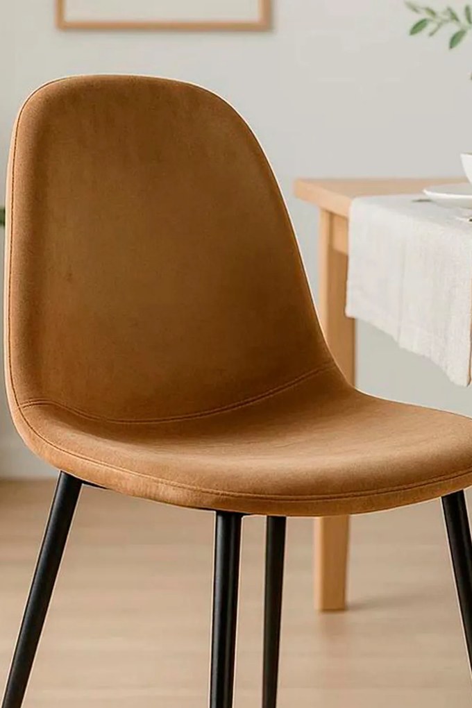 Krzeso Teok z czarnego aksamitu