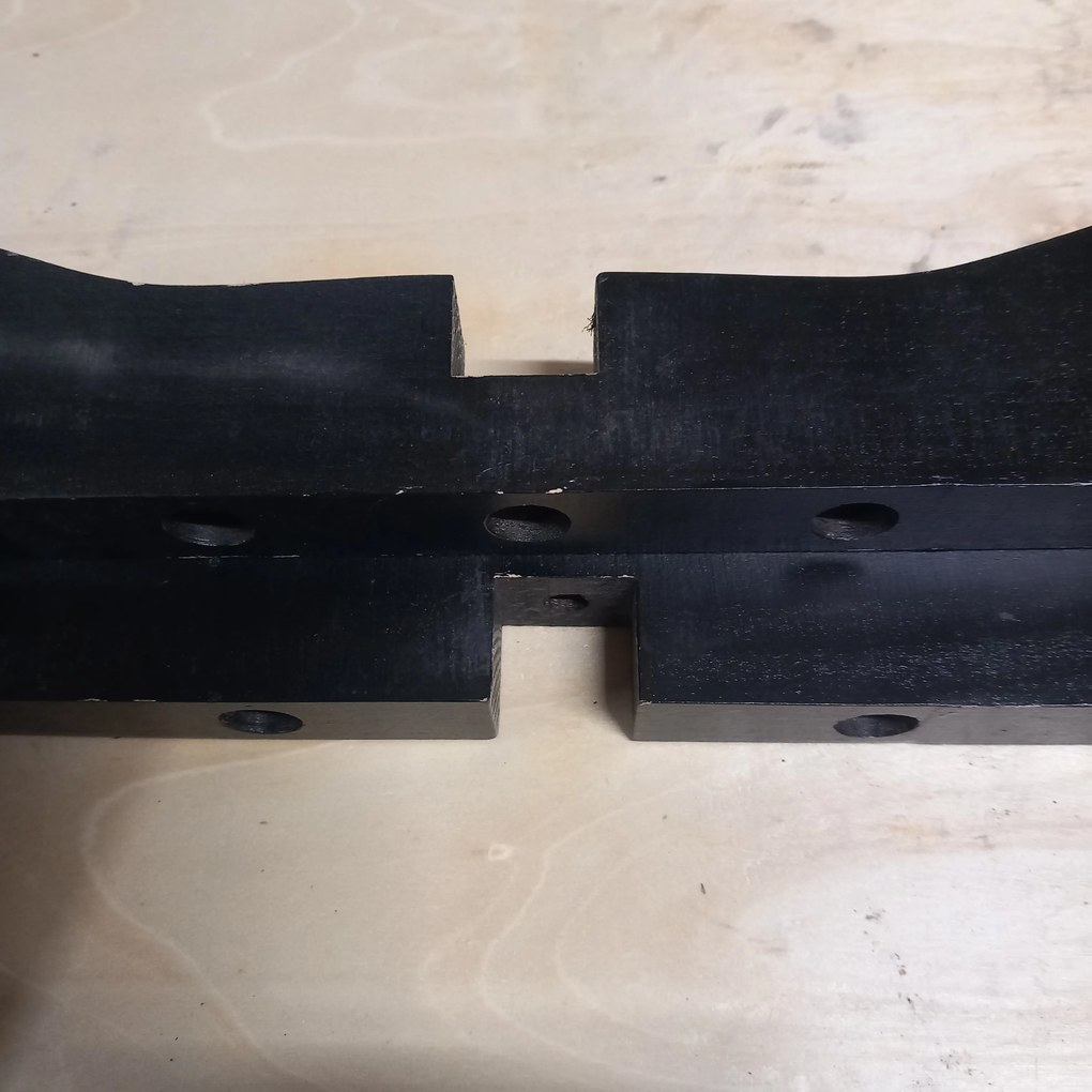 PROMOCJA Jasnoszare krzesło BALI MARK z aksamitną poduszką na siedzisko II jakość