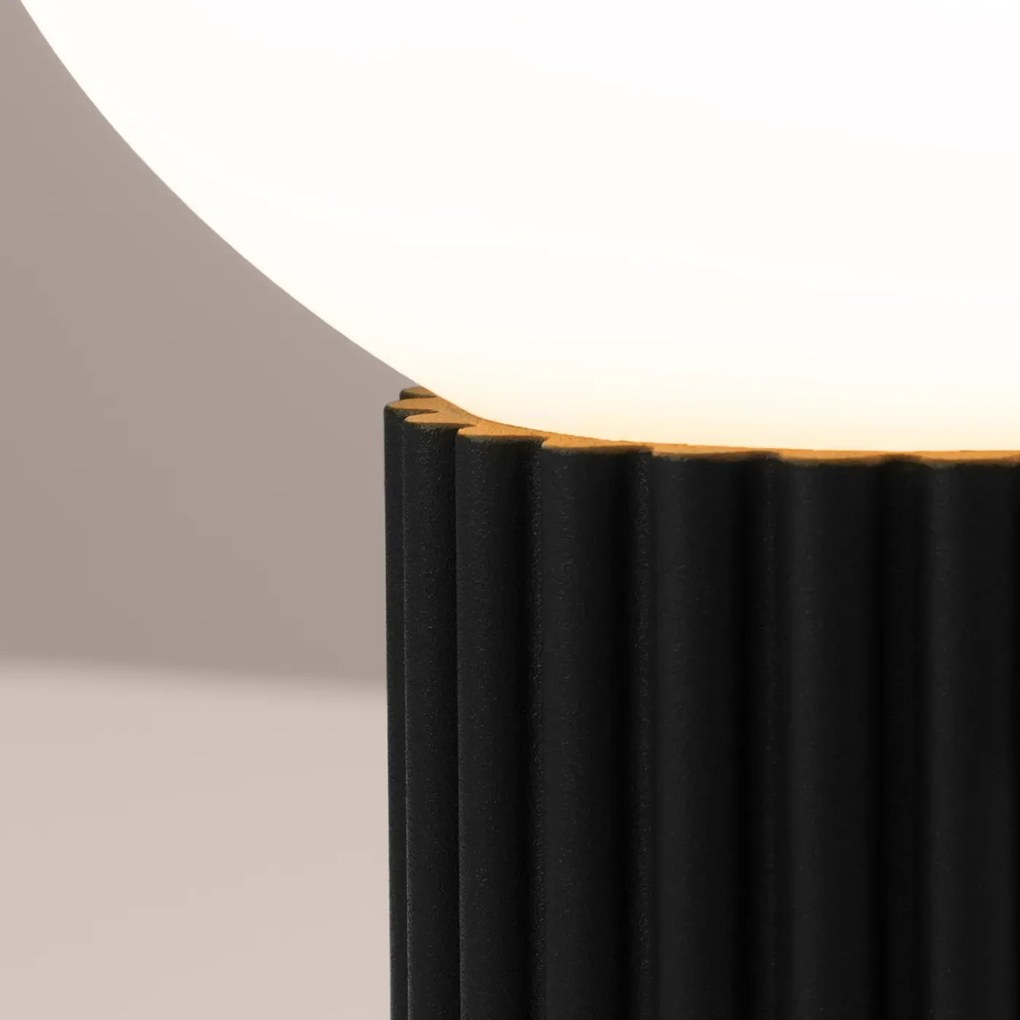 Lampa biurkowa HALO czarna ryflowana SOLLUX  LIGHTING