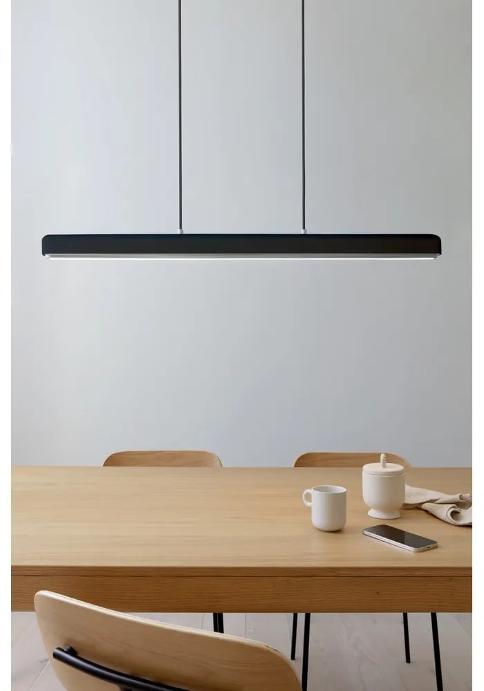 Czarna lampa wisząca LED ze ściemniaczem Hazel Branch – UMAGE