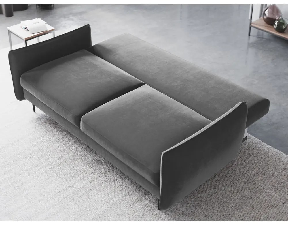 Jasnoszara sofa rozkładana ze schowkiem Cosmopolitan Design Vermont