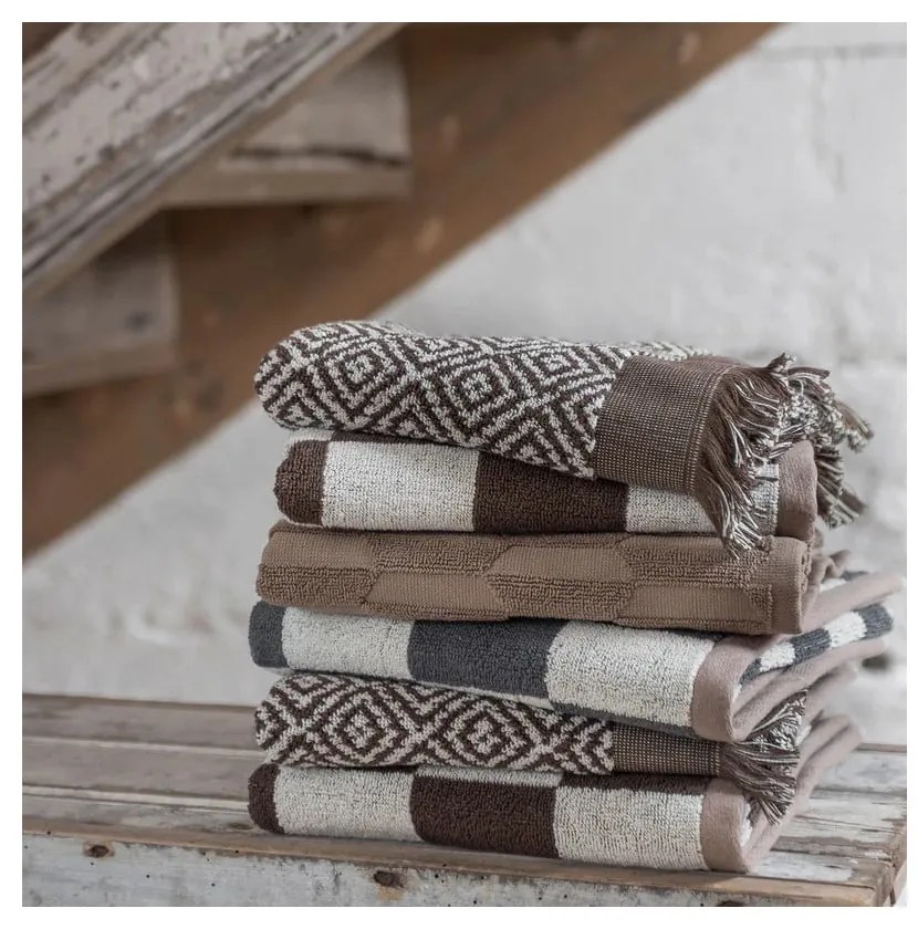 Brązowy ręcznik frotte z bawełny organicznej 50x90 cm Retro – Mette Ditmer Denmark