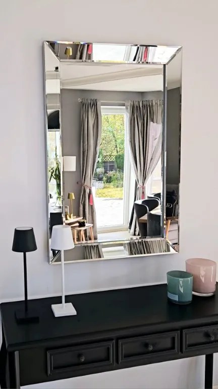 Lustro w lustrzanej ramie, szlifowane fazą , 74x104cm