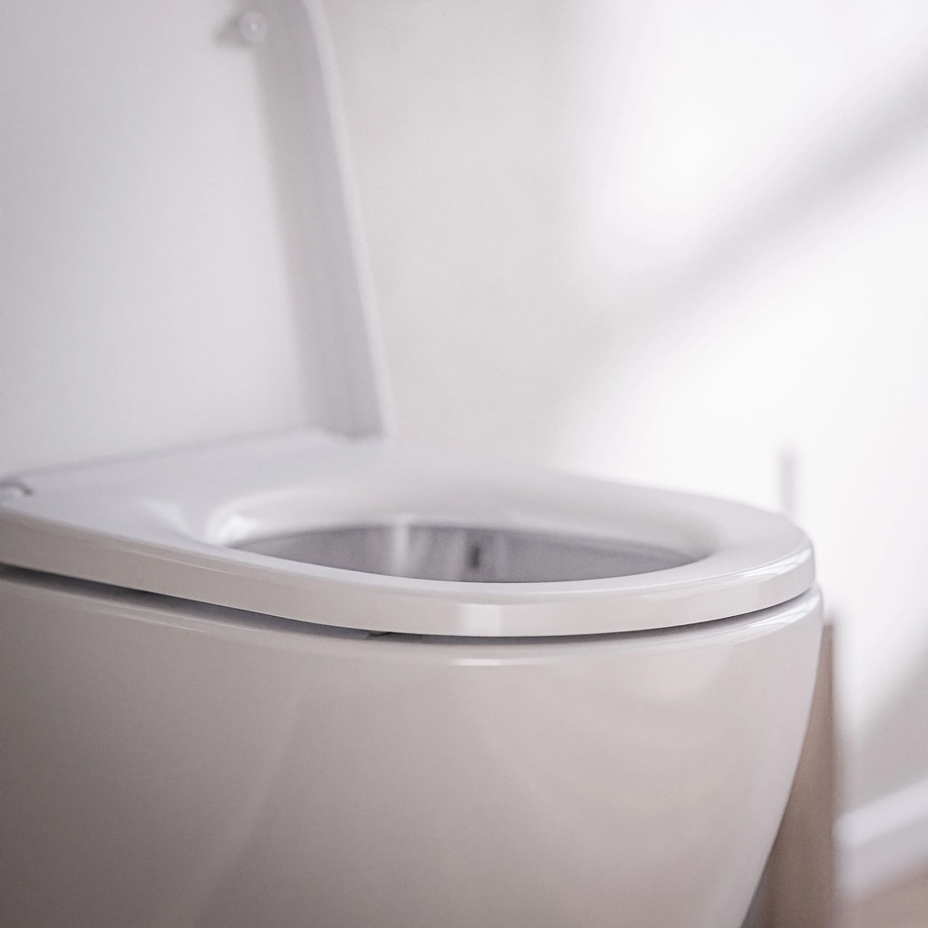 Miska WC wisząca bezkołnierzowa B-8030R