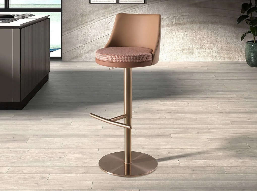 Obrotowy stołek z brązową tkaniną w kolorze terakoty i beżu oraz brązową skórą ekologiczną 4229 ANGEL CERDA