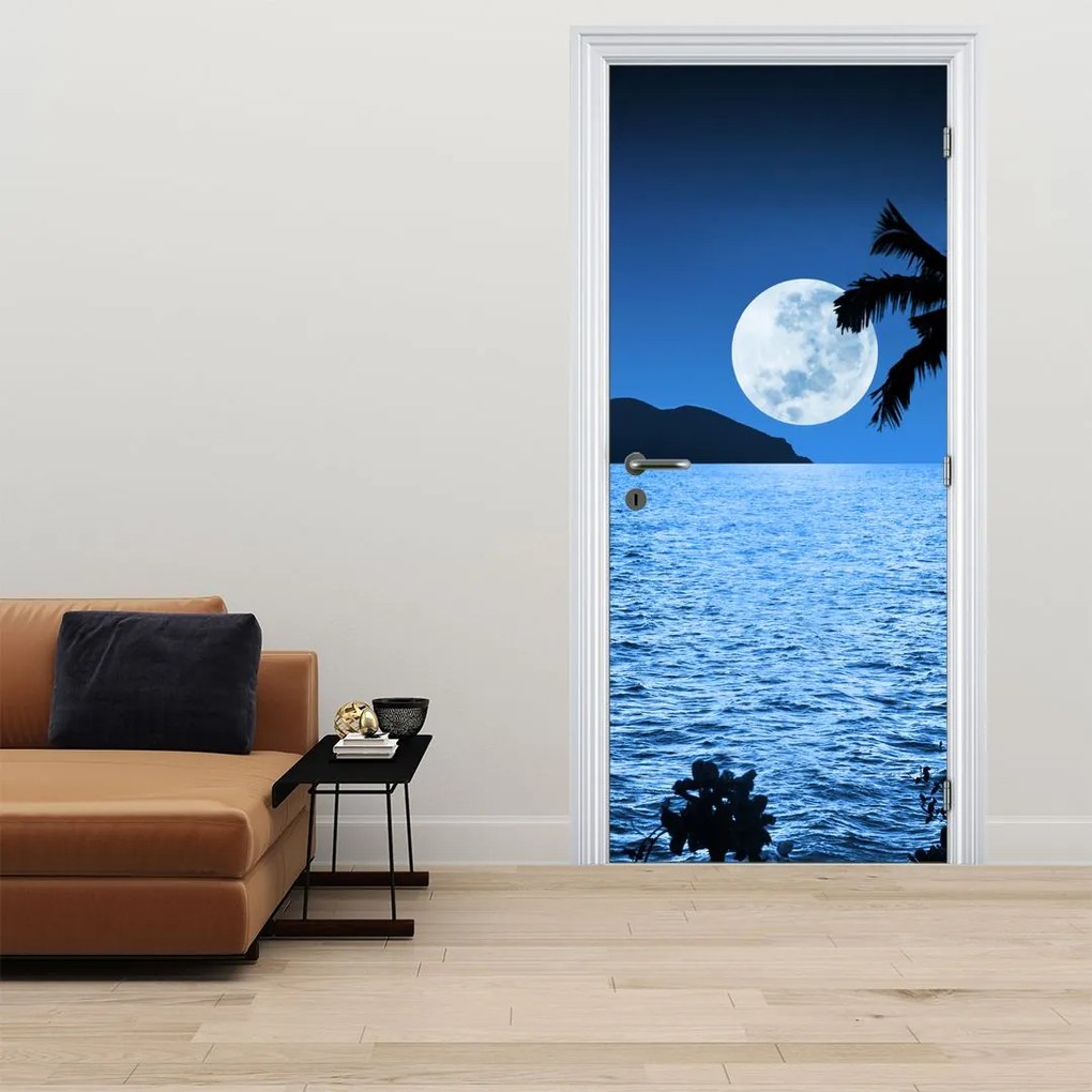 Fototapeta na drzwi - Księżyc nad poziomem morza (95x205cm)