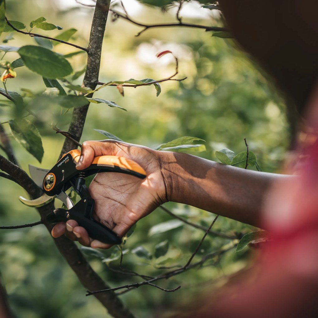 Sekator nożycowy Plus™ P721 FISKARS