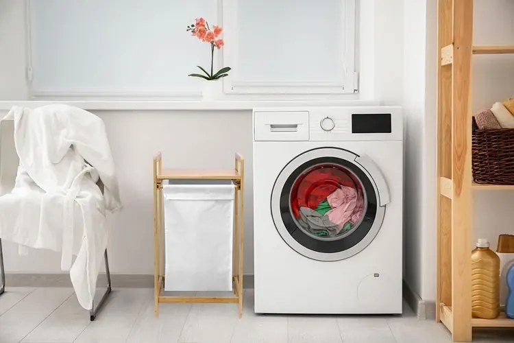 Bambusowy kosz na pranie z półką L5-W04