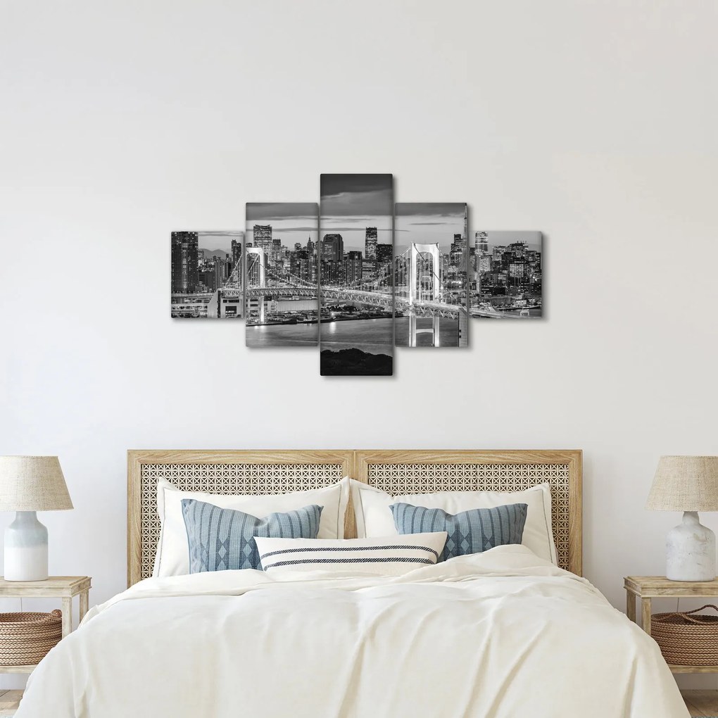 Obraz - Czarno-białe duże miasto (125x70 cm)