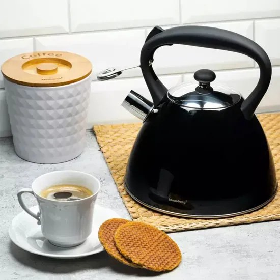 Czarny czajnik na każdy typ kuchenki 3L M0-K37