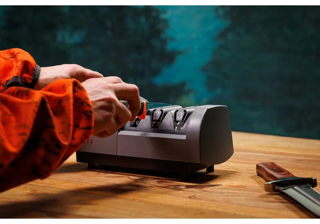 Elektryczna ostrzałka do noży Graef SG 530