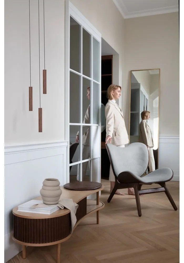 Brązowy fotel A Conversation Piece – UMAGE