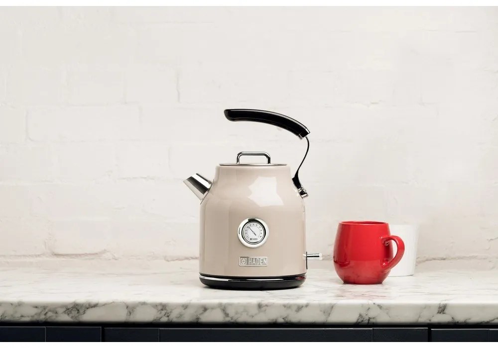 Beżowy czajnik Haden Dorset Putty